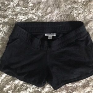 Maternity lounge shorts